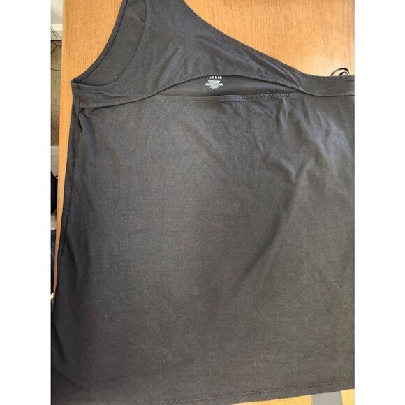 Torrid Black Foxy one shoulder, a symmetrical black top with keyhole design Sz 4 - Picture 2 of 5